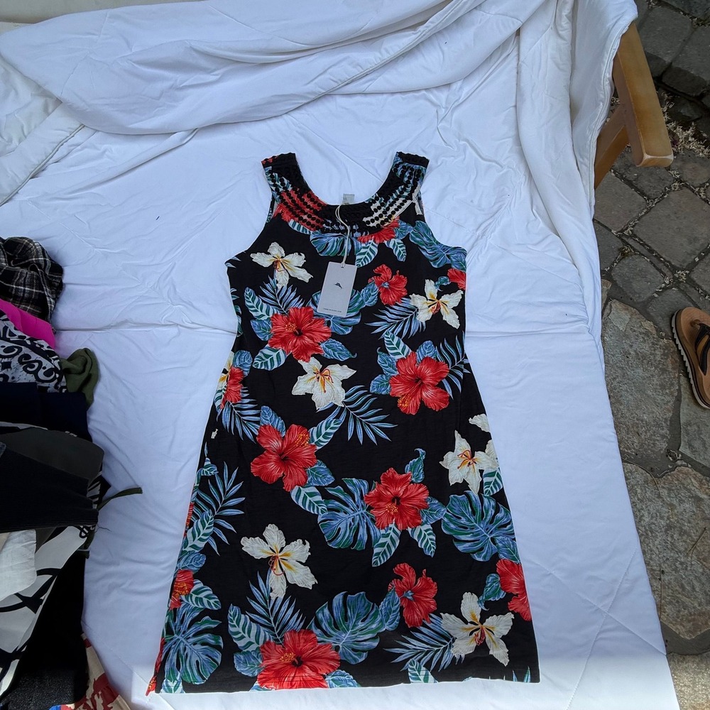 Tommy Bahama Bloomin Views Shift Dress Black Floral Tropical Mini NWT Size Small